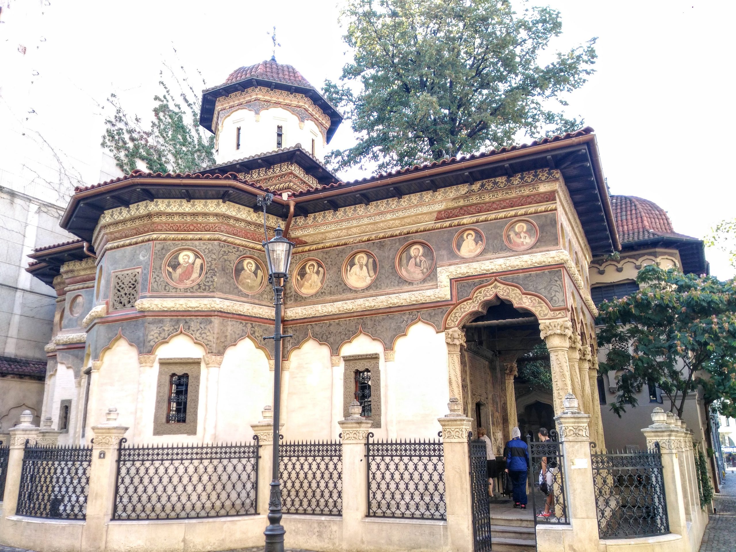 Exterior iglesia Ortodoxa Bucarest